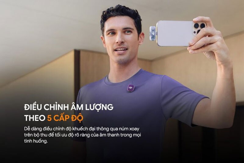 Microphone DJI Mini 2 rất hợp với vlog cá nhân vì cách dùng gần như không cần setup phức tạp.